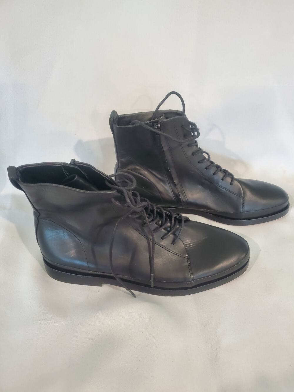 Vince Women's Cooper Booties Ankle Boot size9.5.s59